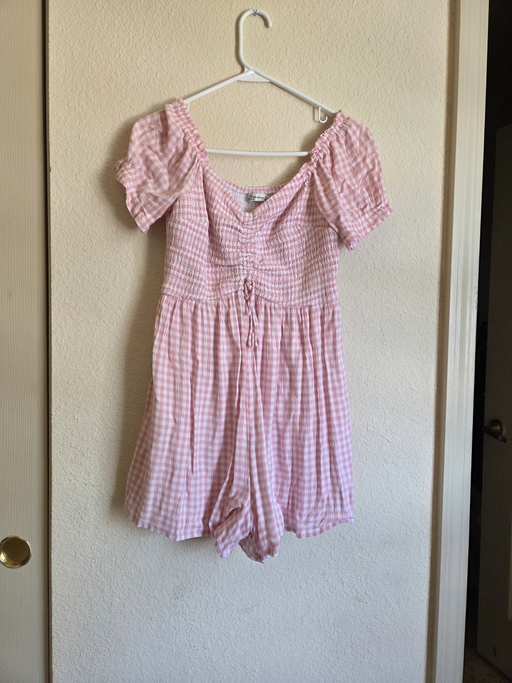 Hollister Pink Gingham Short Sleeve Romper